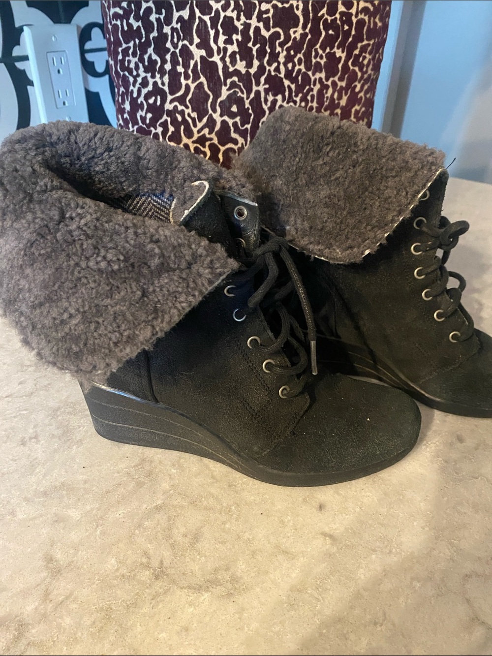 Ugg Zea  Women’s Black -Suede Wedge Ankle Boots with Gray fur Cuff